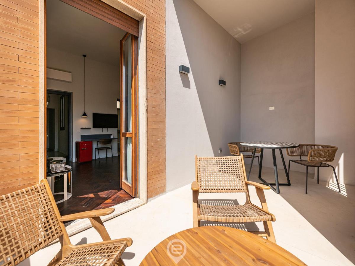 Verso Suites กาญารี ภายนอก รูปภาพ